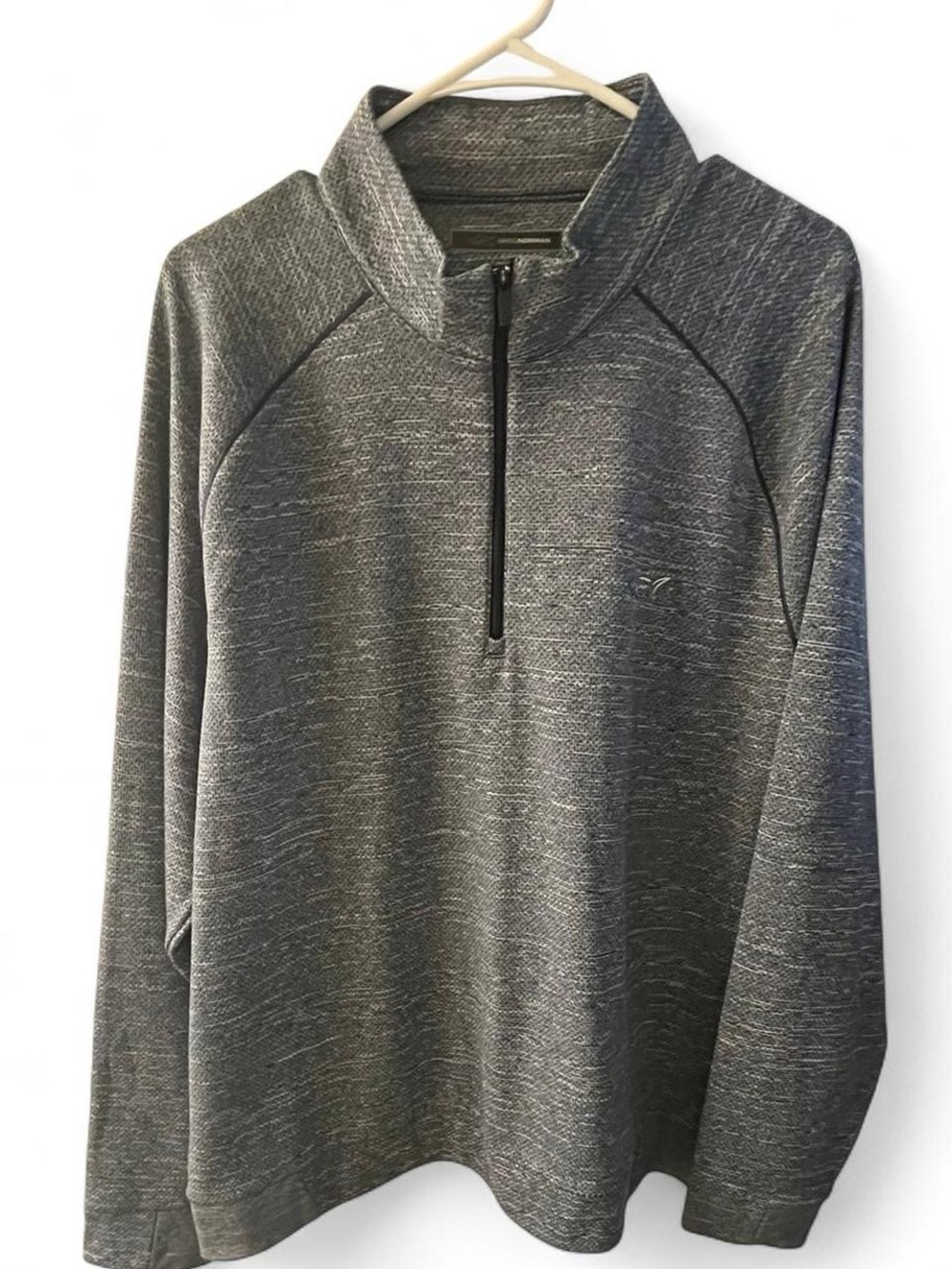 Greg Norman Collection Men's Heather Gray Quarter-Zip Sweater - Picture 2 of 7